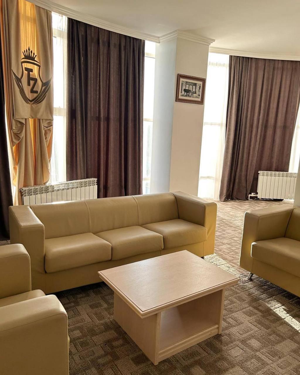 Tanzharyk Hotel Aktobe Exterior photo